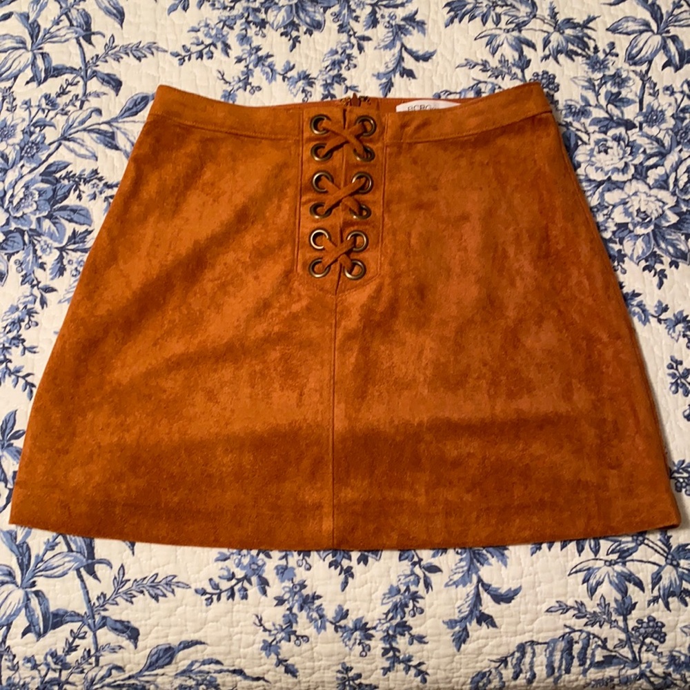 BCBG suede skirt